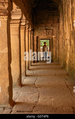 Troisième Enceinte Galerie, Côté Est de l'Aile Sud, ruines du temple Ta Prohm, Site du patrimoine mondial d'Angkor, Siem Reap, Cambodge Banque D'Images