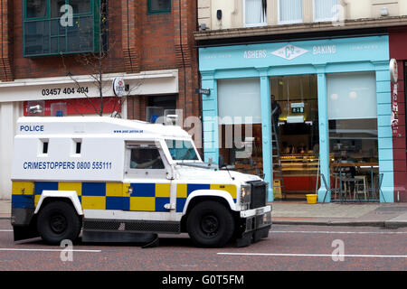 Royal Avenue, Belfast. 4e mai 2016. Ashers Boulangerie, qui est au centre de la ligne, quand Gâteau Gay Homme Gay activiste Gareth Lee dont la conception serait Banque D'Images