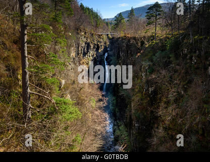 Les chutes de Measach Corrieshalloch gorge dans la réserve naturelle nationale Banque D'Images