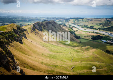 Vue sur la vallée de la rivière Tukituki La Craggy Range Vineyard et Hawkes Bay à partir de Te Mata Peak New Zealand Banque D'Images