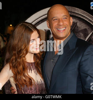 Londres, Royaume-Uni, 19 Octobre 2015 : Rose Leslie et Vin Diesel assister à la dernière Witch Hunter première du film à Londres Banque D'Images