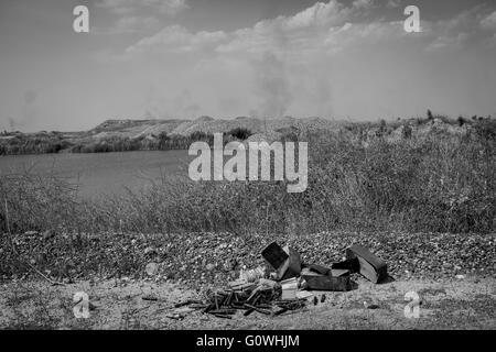 Les forces peshmergas kurdes repoussé les attaques djihadistes sur Abu Shita village - 03/05/2016 - Irak / Erbil / Abu Shita - forces peshmergas kurdes repousse avec succès les attaques djihadistes sur Abu Shita village près de la ligne de front Gwer situé dans le sud-ouest d'Erbil. Les attaques infligées de lourds dégâts sur l'État islamique (EST) qui visait à infiltrer la défense du peshmergas ligne dans la zone. - Alexandre Afonso / Le Pictorium Banque D'Images