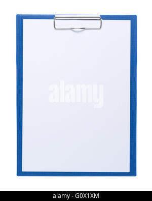 Presse-papiers bleu blanc avec feuille blanche sur fond blanc Banque D'Images