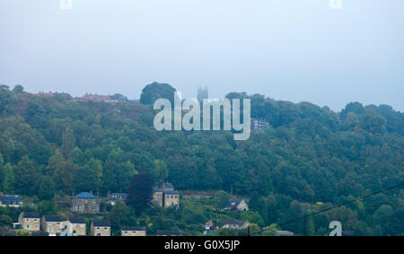 Vue sur la vallée en direction de Heptonstall, Hebden Bridge Calderdale West Yorkshire Angleterre Banque D'Images