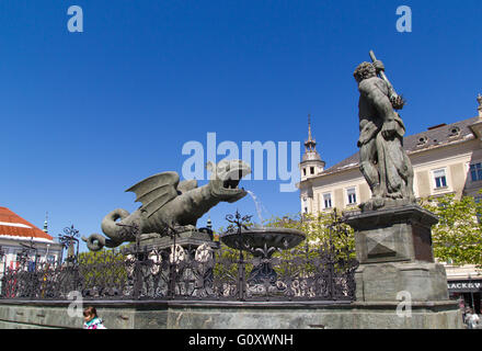 Dragon ancien monument à Klagenfurt, Autriche Banque D'Images