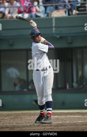 Yokohama, Kanagawa, Japon. 1er mai 2016. Chusei Mannami () : baseball Chusei Mannami de Yokohama lors de la préfecture de Kanagawa High School Printemps Baseball tournoi final match entre Yokohama 11-1 Nihon University Senior à Thirty-Four Hodogaya Stadium à Yokohama, Kanagawa, Japon . © BFP/AFLO/Alamy Live News Banque D'Images