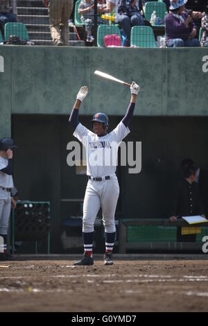 Yokohama, Kanagawa, Japon. 1er mai 2016. Chusei Mannami () : baseball Chusei Mannami de Yokohama lors de la préfecture de Kanagawa High School Printemps Baseball tournoi final match entre Yokohama 11-1 Nihon University Senior à Thirty-Four Hodogaya Stadium à Yokohama, Kanagawa, Japon . © BFP/AFLO/Alamy Live News Banque D'Images