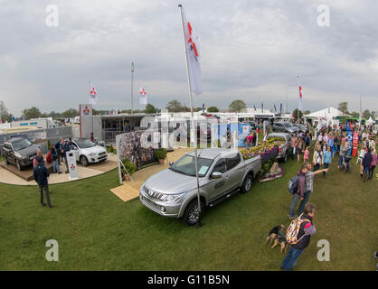 Maison de badminton, badminton, au Royaume-Uni. 07Th Mai, 2016. Mitsubishi Motors Badminton Horse Trials. Jour 4. Voir Mitsubishi Motors située devant l'élément de la Cross Country Mitsubishi Motors Badminton Horse Trials. Credit : Action Plus Sport/Alamy Live News Banque D'Images