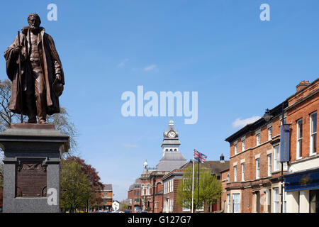 Statue de Frederick James Tollemache dans le centre-ville de Grantham, Lincolnshire, Angleterre, RU Banque D'Images