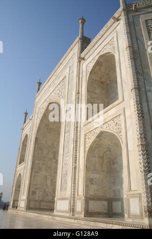 Gros plan de l'hôtel Taj Mahal, UNESCO World Heritage Site, Agra, Uttar Pradesh, Inde, Asie Banque D'Images