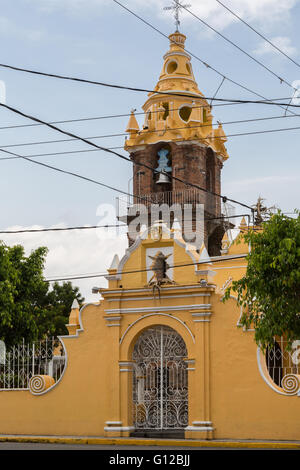Eglise de San Miguelito est une église catholique romaine près de Cholula, Puebla, Mexique Banque D'Images