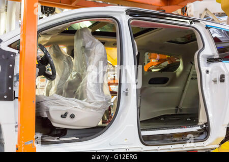 Windsor, Ontario Canada - Fiat Chrysler Automobiles' l'usine de montage de Windsor, où est le lancement de la FCA 2017 Chrysler Pacifica. Banque D'Images