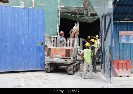 Les travailleurs migrants étrangers au site de construction en Malaisie Banque D'Images