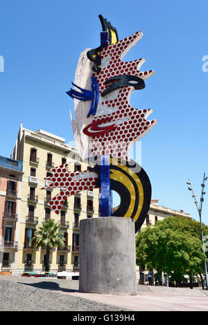El Cap de Barcelone (1991-1992) est une sculpture surréaliste créé par l'artiste pop américain Roy Lichtenstein Banque D'Images
