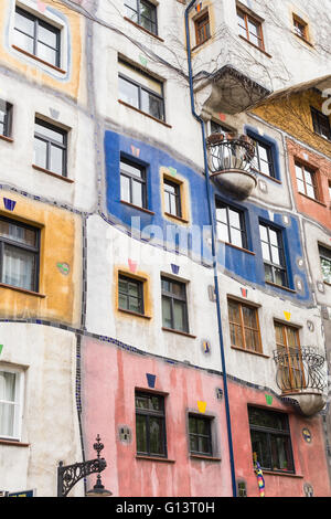 L'avis de maison Hundertwasser à Vienne, Autriche Banque D'Images