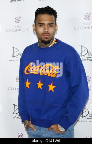 Las Vegas, Nevada, USA. 7 mai, 2016. Chris Brown à l'arrivées de Chris Brown 27e anniversaire, la discothèque de Drai au Cromwell, Las Vegas, NV, le 7 mai 2016. Credit : Everett Collection Inc/Alamy Live News Banque D'Images
