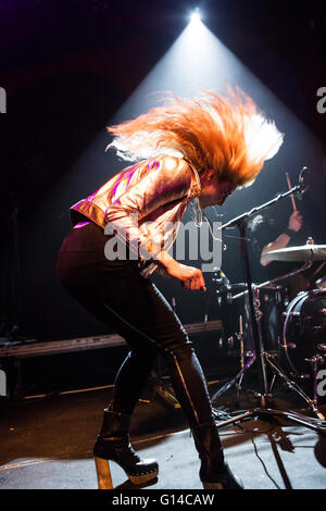 Milan Italie. Le 08 mai 2016. Le groupe de rock citoyen électrique il se produit sur scène à l'ouverture d'Alcatraz le show de l'Wolfmother Crédit : Rodolfo Sassano/Alamy Live News Banque D'Images