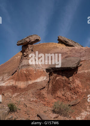 Balanced Rock près de Pioneer Amphithéâtre, parc d'état de Palo Duro, Texas. Banque D'Images