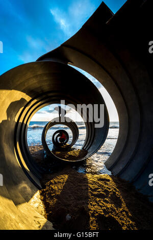 Mary's Shell,coucher du soleil à cleveleys,fylde coast, Lancashire, Angleterre,uk,europe,l'énorme coquille de conque a été conçu et créé à C Banque D'Images