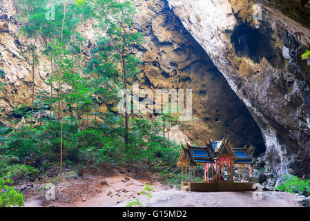 Royal Pavilion, Tham Phraya Nakhon Cave, Khao San Roi Yot Parc National, Prachuap Kiri Khan, Thaïlande, Asie du Sud, Asie Banque D'Images