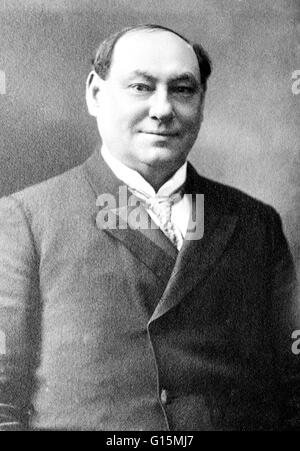 Harvey Washington Wiley (18 octobre 1844 - 30 juin 1930) était un célèbre chimiste le plus connu pour son leadership dans l'adoption de la vue Pure Food and Drug Act de 1906 et son travail ultérieur à la bonne tenue des laboratoires de l'Institut. Il a été le Banque D'Images