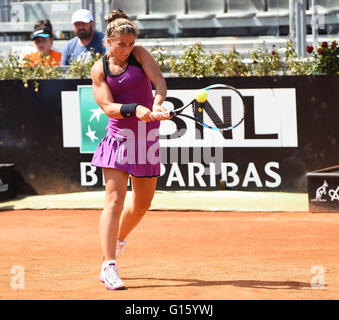 Rome, Italie. 09 mai, 2016. Sara Errani en action pendant son match contre Heather Watson à l'Internazionali BNL d'Italia 2016 le 09 mai 2016 à Rome, Italie. © Plus Sport Action/Alamy Live News Banque D'Images