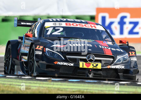 Hockenheim, Allemagne. Le 08 mai, 2016. Le pilote espagnol Daniel Juncadella de Mercedes-AMG Team HWA en action pendant une session de formation pour la deuxième course de la Masters allemand de voitures de tourisme (DTM) à Hockenheim, Allemagne, 08 mai 2016. Photo : UWE ANSPACH/dpa/Alamy Live News Banque D'Images