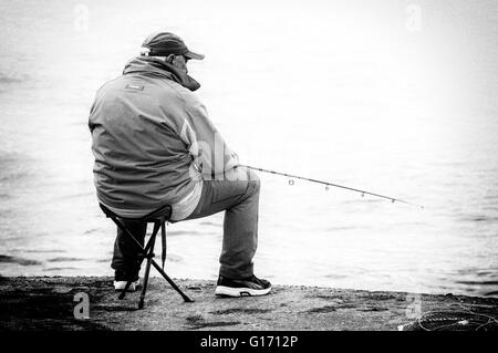 Pêche à l'homme dans la ville portuaire de Santona, Cantabria, ESPAGNE, Banque D'Images