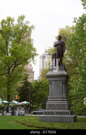 Statue de Daniel Webster au Central Park à New York City, USA. Webster (1782 - 1852) était un secrétaire d'État américain. Banque D'Images