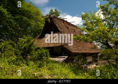 Gassho zukuri des capacités en Hida no Sato skansen, Japon Banque D'Images