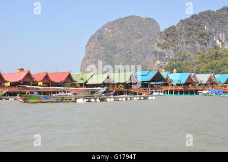 Koh Panyi (Floating village musulman) Thaïlande Banque D'Images