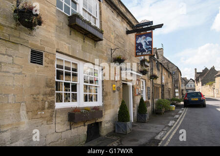 L'ange pub restaurant à Burford, Oxfordshire, UK Banque D'Images
