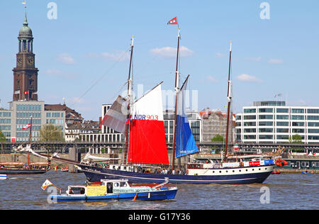 Impressions du 827e anniversaire du port de Hambourg Banque D'Images