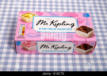 Mr Kipling gâteaux fantaisies Français Banque D'Images