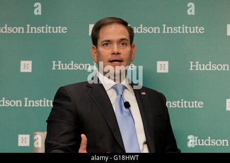 Washington, DC., USA. 10 mai, 2016. Le sénateur de Floride Marco Rubio s'exprime à l'Institut Hudson sur la crise au Moyen-Orient Banque D'Images