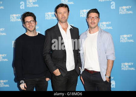Sydney, Australie. 11 mai 2016. Réalisateurs et acteurs ont participé à la 63ème Festival du film de Sydney à Barnet Lancement du programme Long Room, Customs House, 31, rue Alfred, Circular Quay. Le Sydney Film Festival se déroule du 8 au 19 juin 2016. Sur la photo, du film 'bête', L-R : Co-directeur Tom McKeith, caméraman Mike Steel et co-réalisateur Sam McKeith. Crédit : Richard Milnes/Alamy Live News Banque D'Images