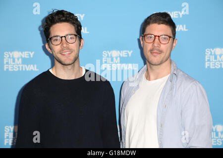 Sydney, Australie. 11 mai 2016. Réalisateurs et acteurs ont participé à la 63ème Festival du film de Sydney à Barnet Lancement du programme Long Room, Customs House, 31, rue Alfred, Circular Quay. Le Sydney Film Festival se déroule du 8 au 19 juin 2016. Sur la photo, du film 'bête', L-R : Co-directeurs Tom McKeith et Sam McKeith. Crédit : Richard Milnes/Alamy Live News Banque D'Images