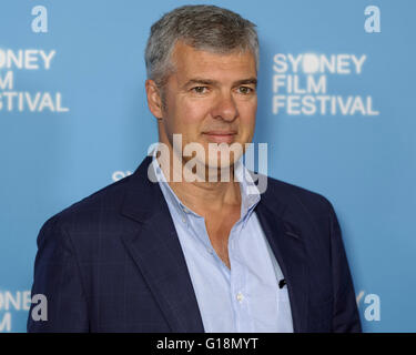 L'Australie. Le 11 mai, 2016. Directeur Ian Darling arrive au 63e Festival du film de Sydney lancement officiel du programme au bureau des douanes. Sydney Film Festival est l'un des plus anciens festivals de cinéma, et est un événement majeur sur la Nouvelle Galles du Sud calendrier culturel. Credit : Hugh Peterswald/Pacific Press/Alamy Live News Banque D'Images