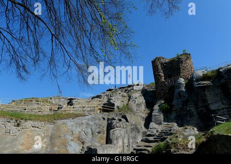 Château Regenstein (allemand : Burg Regenstein), une destination touristique populaire, est un château en ruine qui est situé à trois kilomètres au nord de Blankenburg, Allemagne, 10. Mai 2016. Photo : Frank May | conditions dans le monde entier Banque D'Images