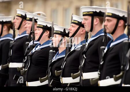 'Équipage du HMS Portland' marquer leur liberté de la ville de Weymouth et Portland au cours d'une cérémonie, la Grande-Bretagne, Royaume-Uni Banque D'Images