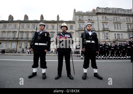 'Équipage du HMS Portland' marquer leur liberté de la ville de Weymouth et Portland au cours d'une cérémonie, la Grande-Bretagne, Royaume-Uni Banque D'Images