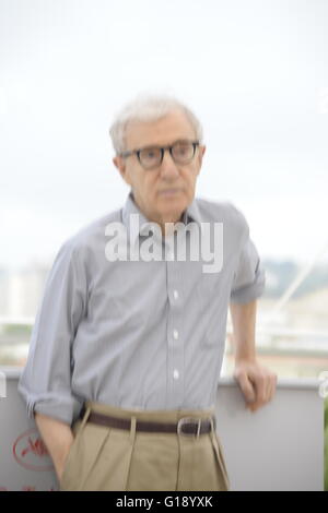 Cannes, France. Le 11 mai, 2016. Woody Allen participant à la Photocall pour Cafe Society au Festivel de Cannes 5 Mai 2016 Crédit : Peter Phillips/Alamy Live News Banque D'Images