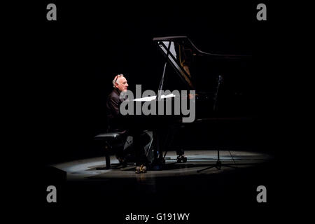 Porto, Portugal. Le 11 mai, 2016. Michael Nyman effectue vivent à la maison de la musique à Porto, Portugal. crédit : Diogo baptista/Alamy live news Banque D'Images