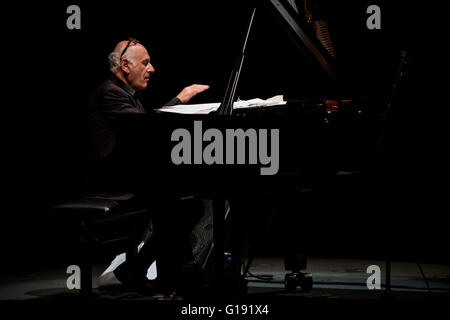 Porto, Portugal. Le 11 mai, 2016. Michael Nyman effectue vivent à la maison de la musique à Porto, Portugal. crédit : Diogo baptista/Alamy live news Banque D'Images