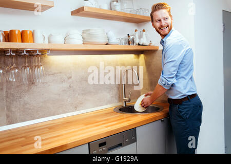 Garder les mains propres en les lavant hygiénique est Banque D'Images