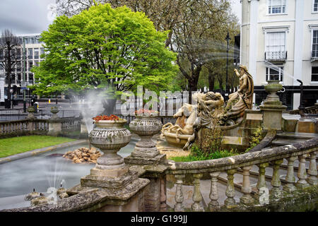 UK,Gloucestershire Cheltenham,Fontaine,Neptunes Banque D'Images