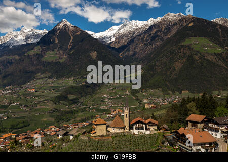 St Georgen près de Merano, Meran, le Tyrol du Sud Banque D'Images
