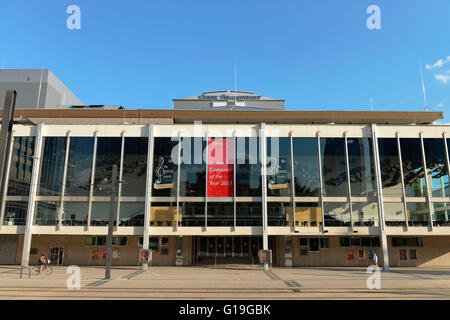 L'opéra, Willy-Brandt-Platz, Francfort sur le Main, Hesse, Allemagne Banque D'Images