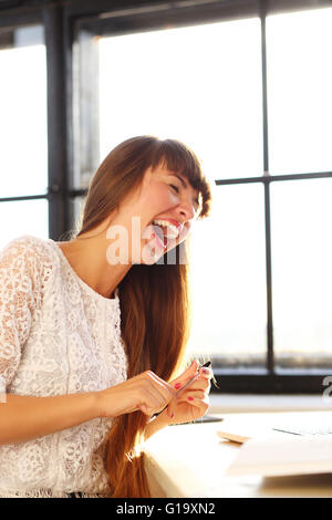 Femme au travail Banque D'Images
