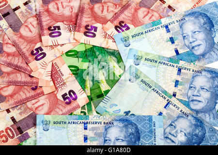 Close up disposition circulaire des télévision South African Rand Bank notes Banque D'Images